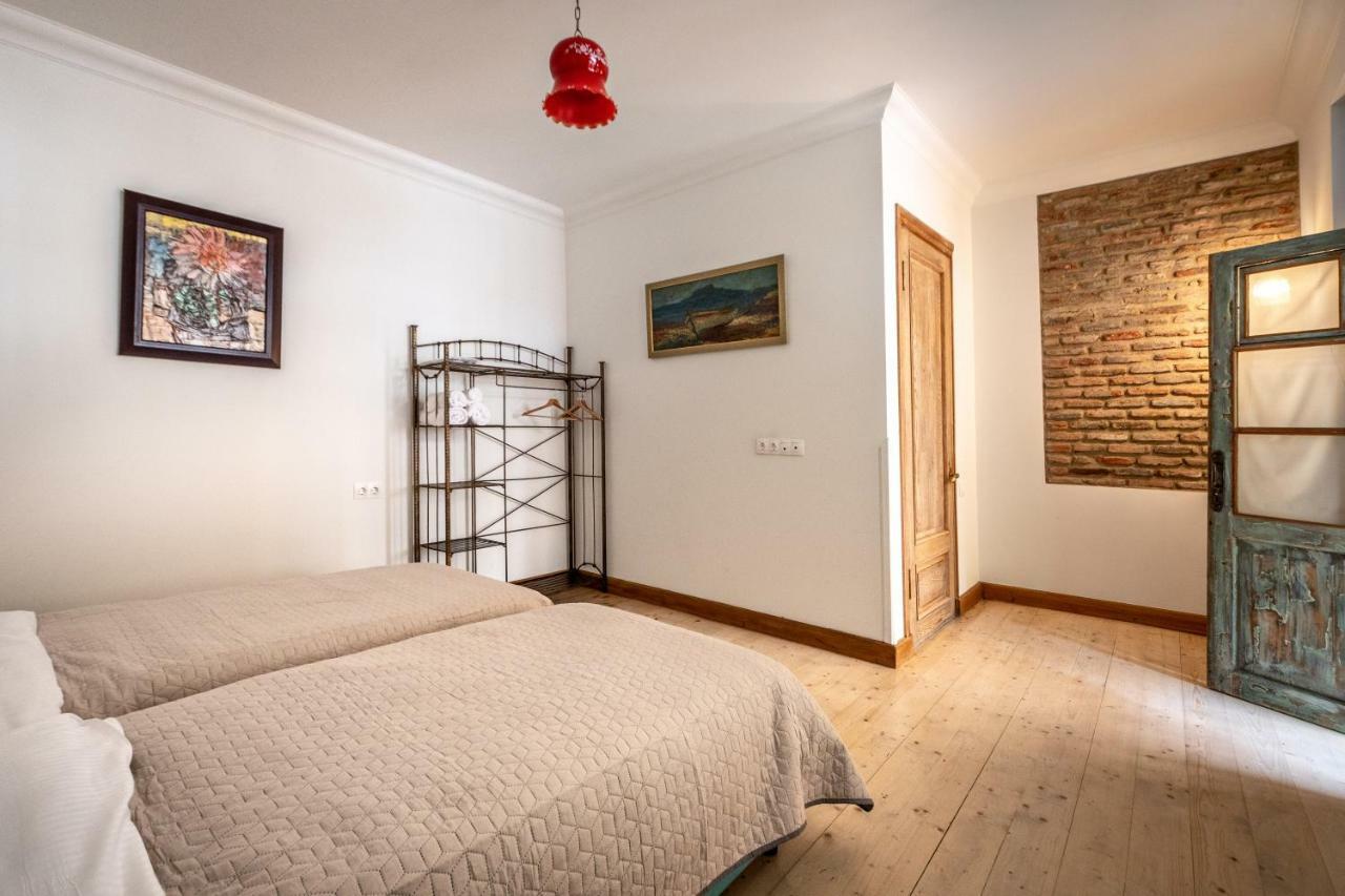 טביליסי Memoir Hotel מראה חיצוני תמונה